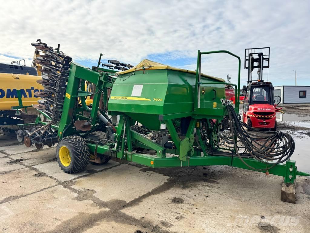  Jhon deere 740A Külvikud