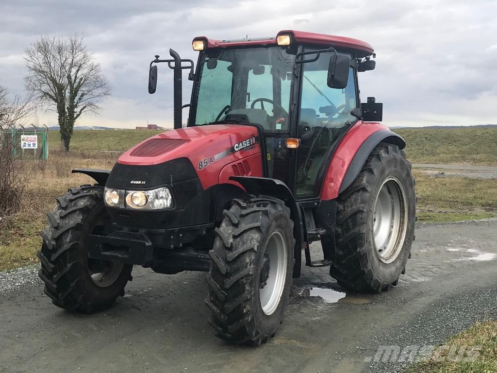 Case IH Farmall 85A Traktorid