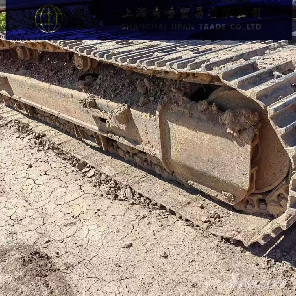 Volvo EC 220 Roomikekskavaatorid