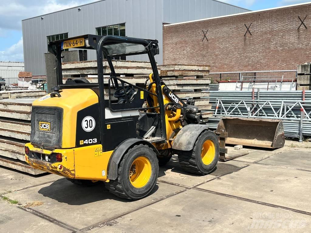 JCB 403 Väikelaadurid