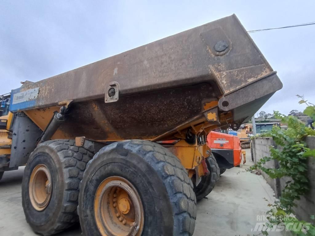 Volvo A 35 F Liigendraamiga pinnaseveokid
