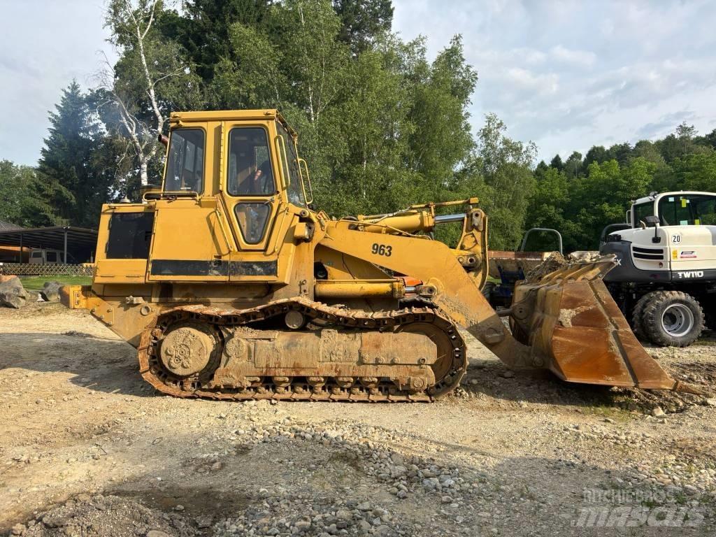 CAT 963 Roomiklaadurid
