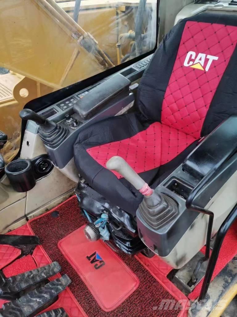 CAT 320 C Roomikekskavaatorid