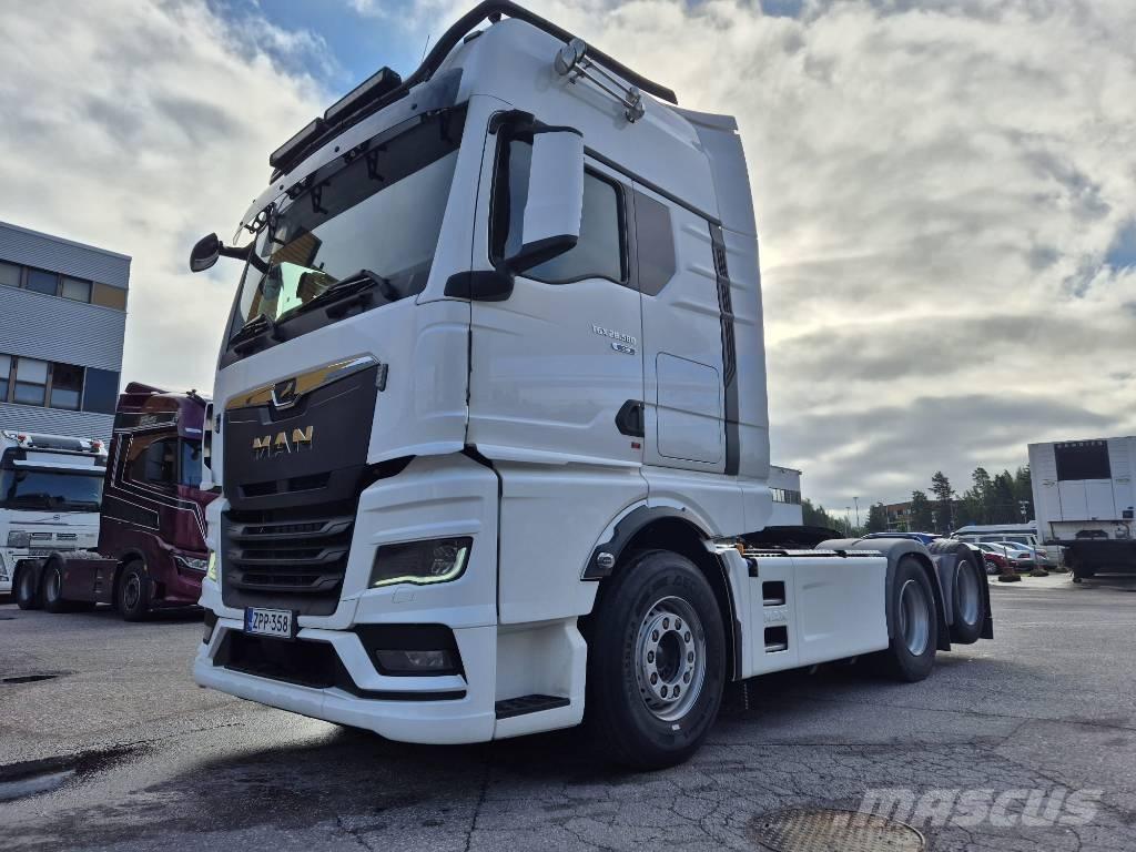 MAN TGX 28.580 Sadulveokid
