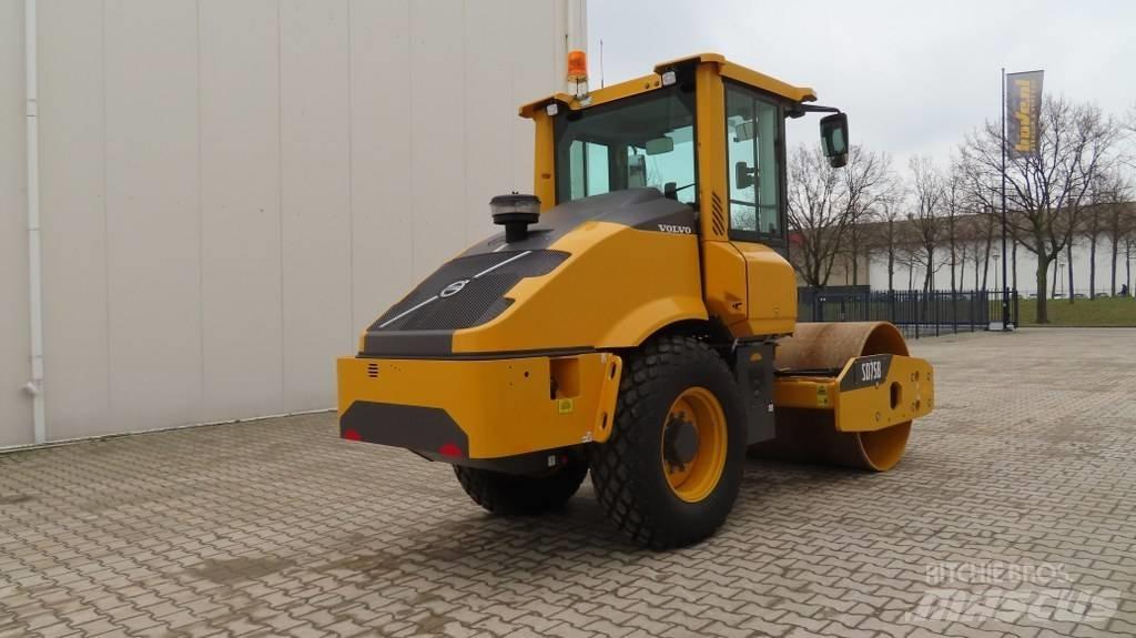 Volvo SD 75 B Ühe trumliga rullid