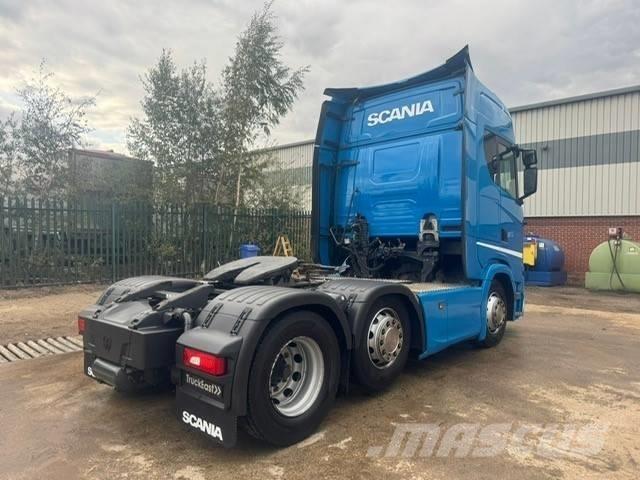 Scania S 500 Sadulveokid