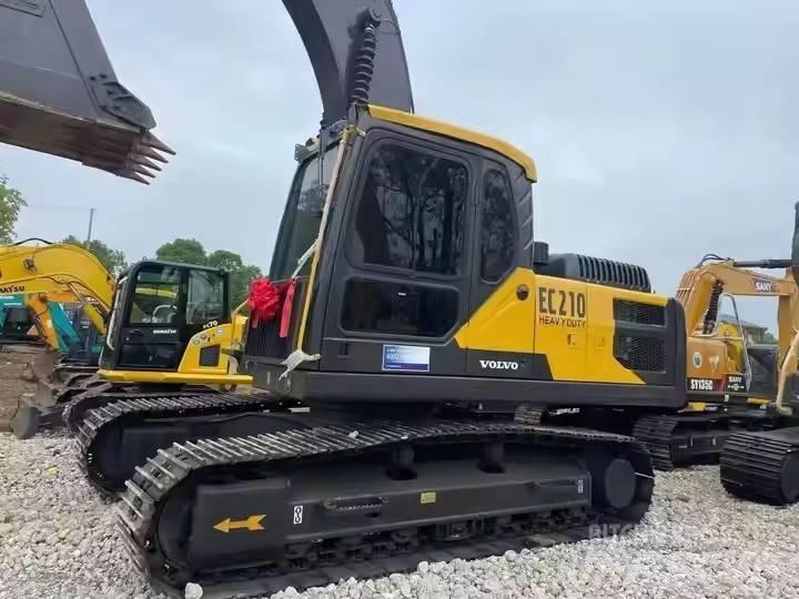 Volvo EC 210 Roomikekskavaatorid