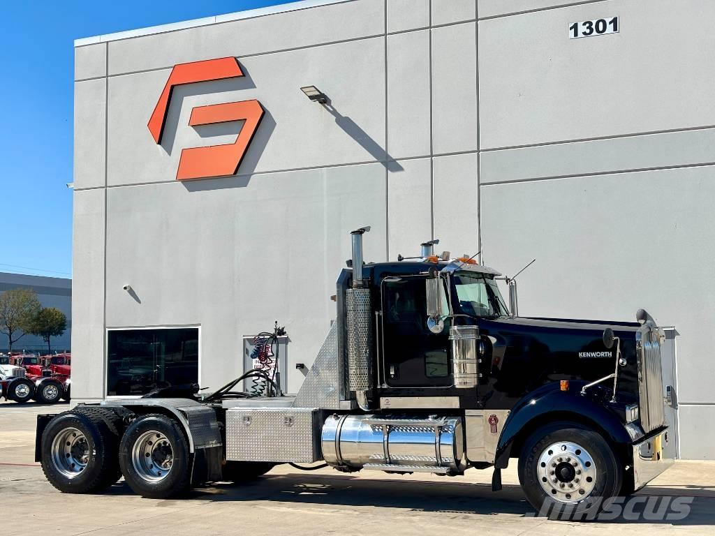 Kenworth W 900 Sadulveokid