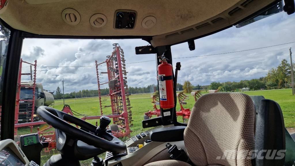 John Deere 4066 R Traktorid