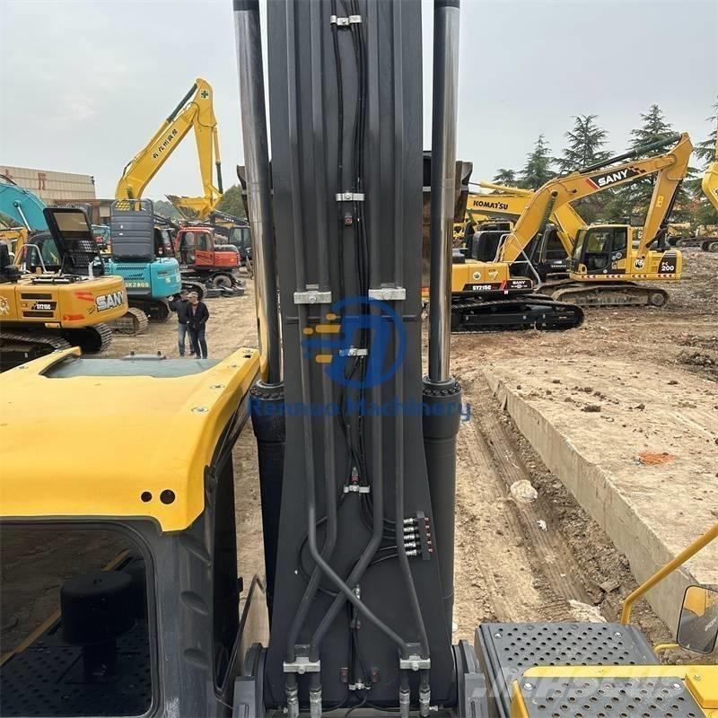 Volvo EC 240 Roomikekskavaatorid