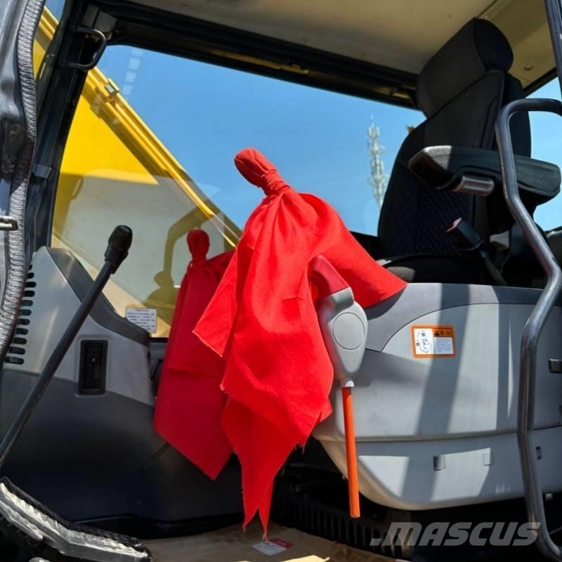 Komatsu PC 160 Väikeekskavaatorid 7t-12t