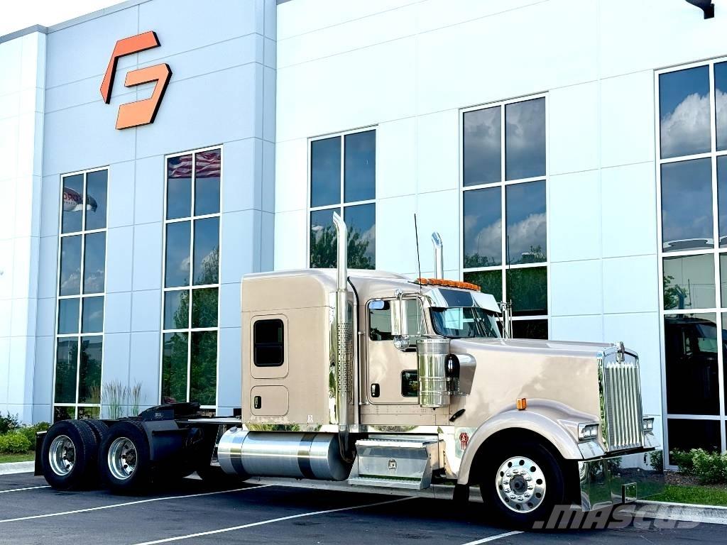 Kenworth W 900 Sadulveokid