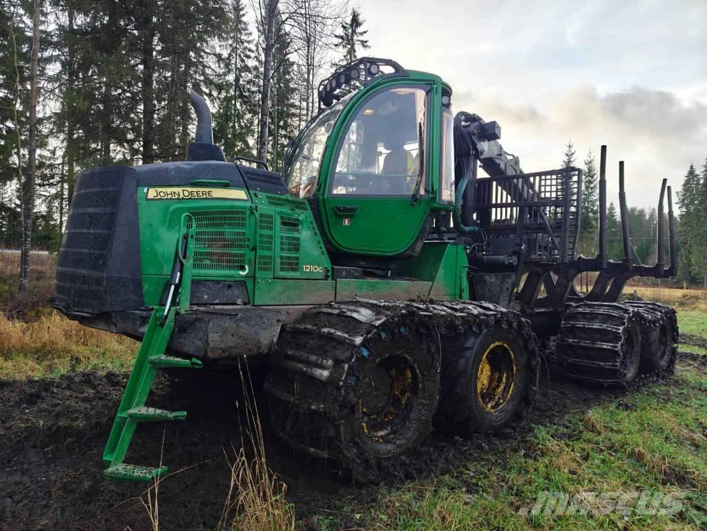 John Deere 1210 G Forwarderid
