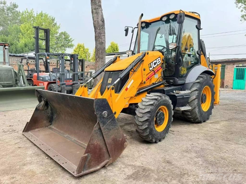 JCB 3 CX Ratasekskavaatorid