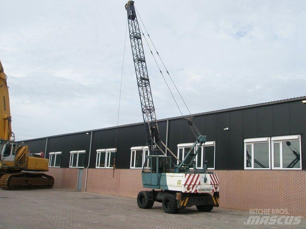Sennebogen S611M Maastikutõstukid