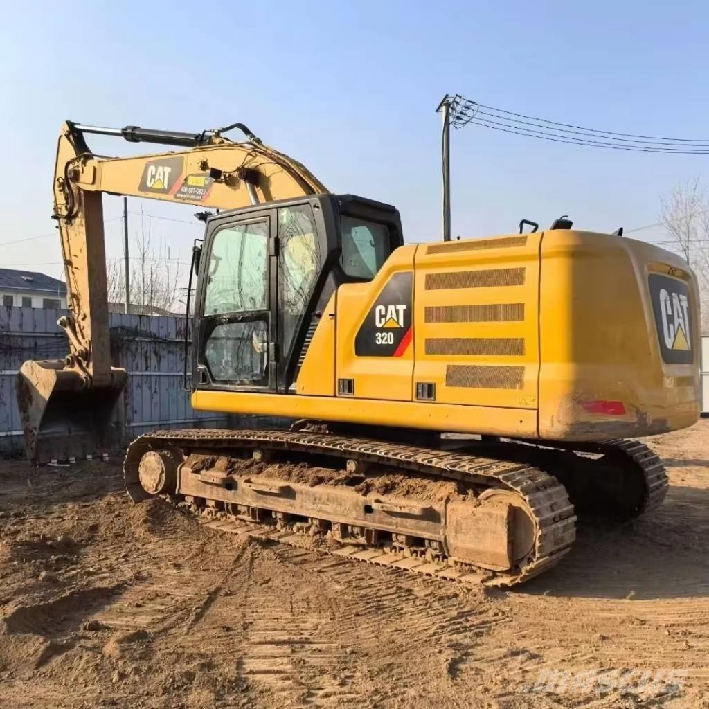 CAT 320D Roomikekskavaatorid
