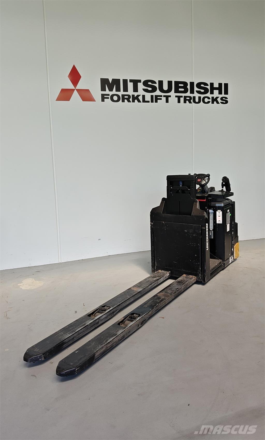 UniCarriers OLH250 Madalkomplekteerimistõstuk