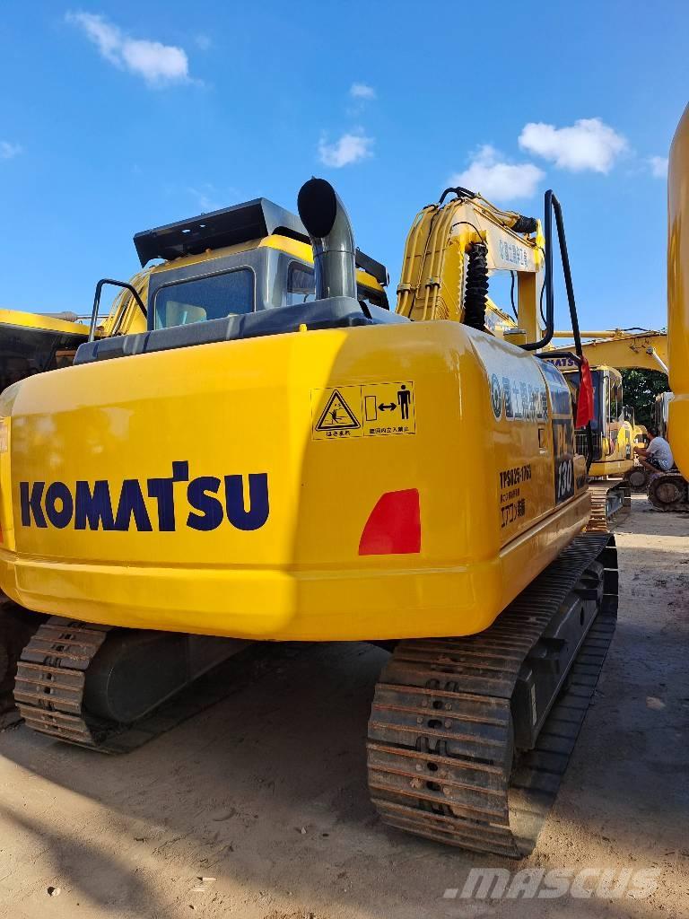 Komatsu PC 130 LC-7 Roomikekskavaatorid