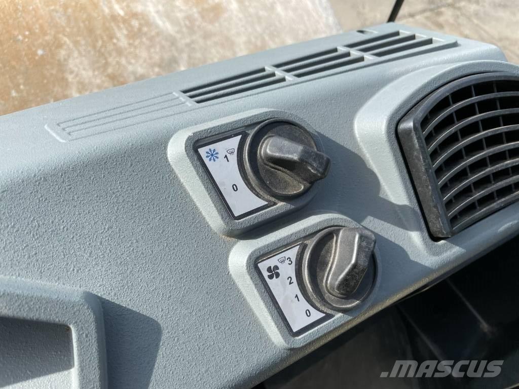 Bomag BW 213 D-5 Ühe trumliga rullid