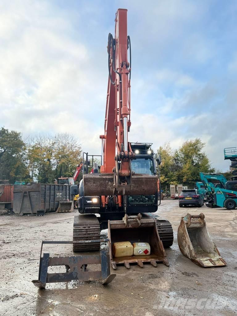 Hitachi ZX 130-6 Roomikekskavaatorid