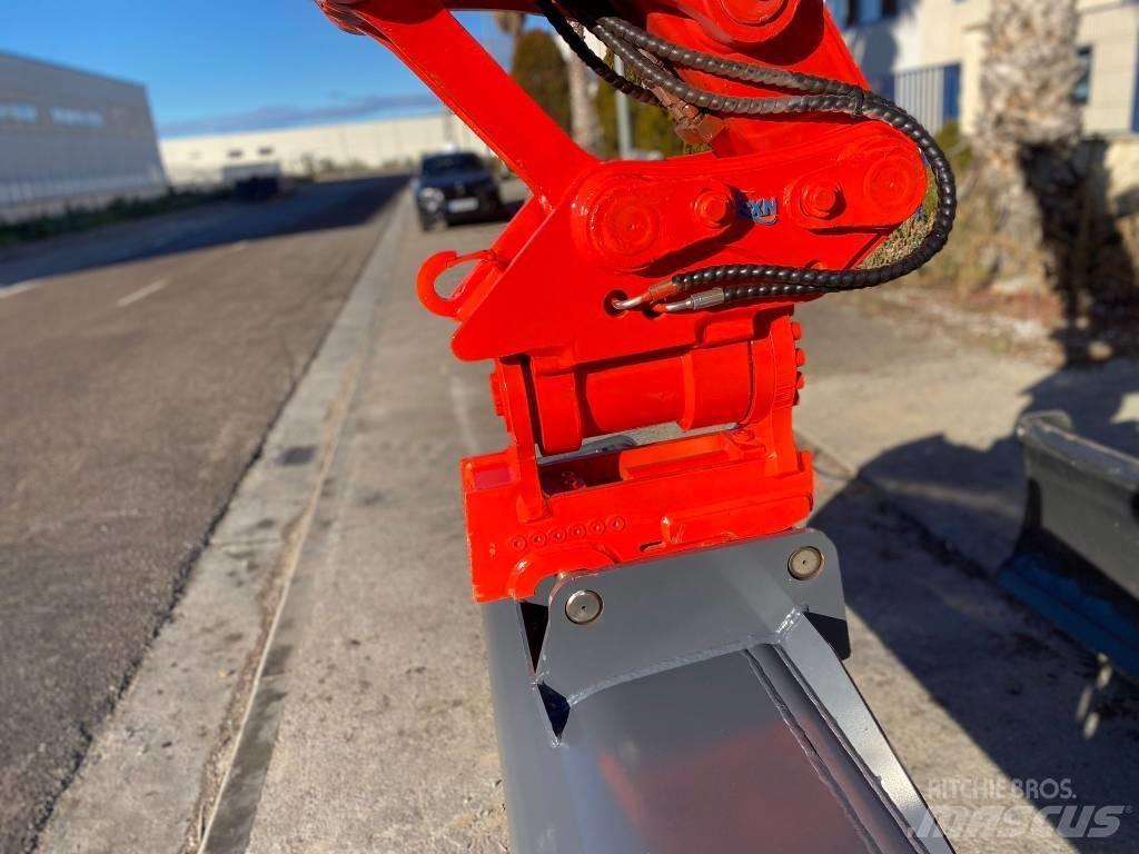  CXN POWERTILT CXN06 Kiirliitmikud
