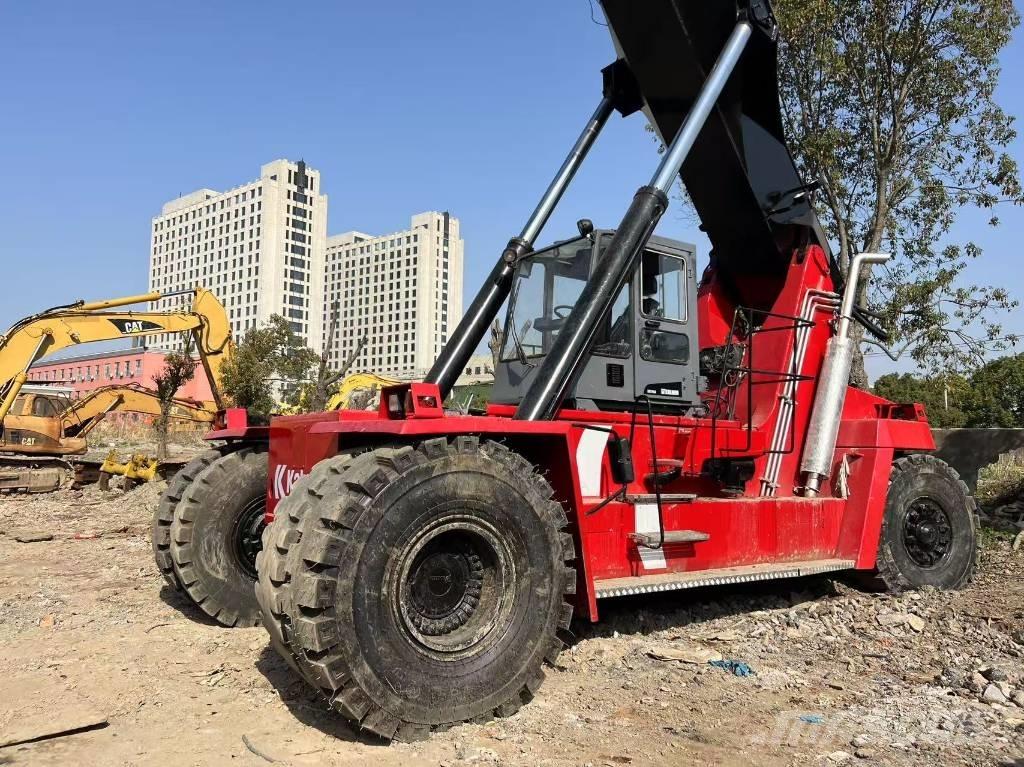 Kalmar DRF 450-60 Konteineritõstukid
