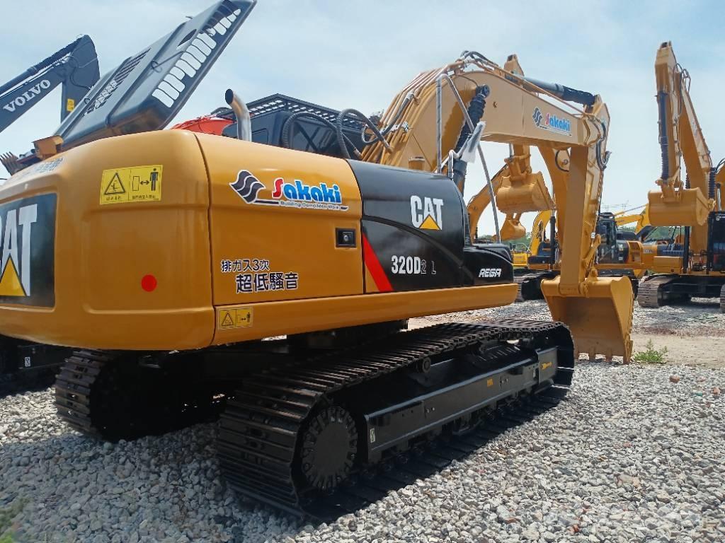CAT 320D2 Roomikekskavaatorid