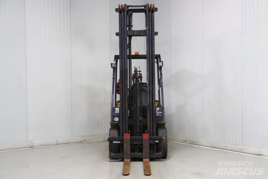 TCM FD25T3 Diiseltõstukid