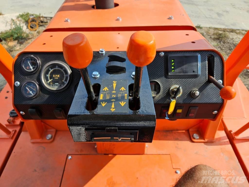 Ditch Witch HT 150 Pinnaselõikurid