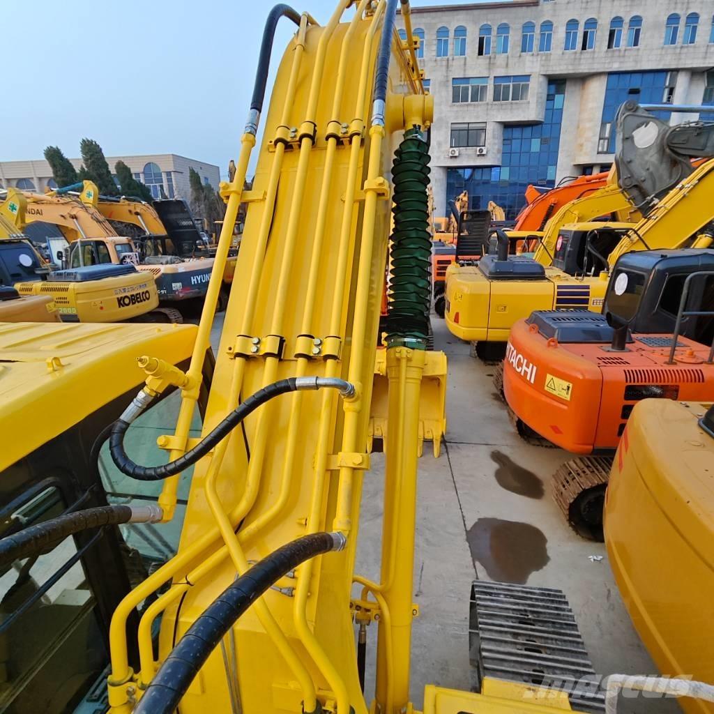 Komatsu PC 200-7 Roomikekskavaatorid