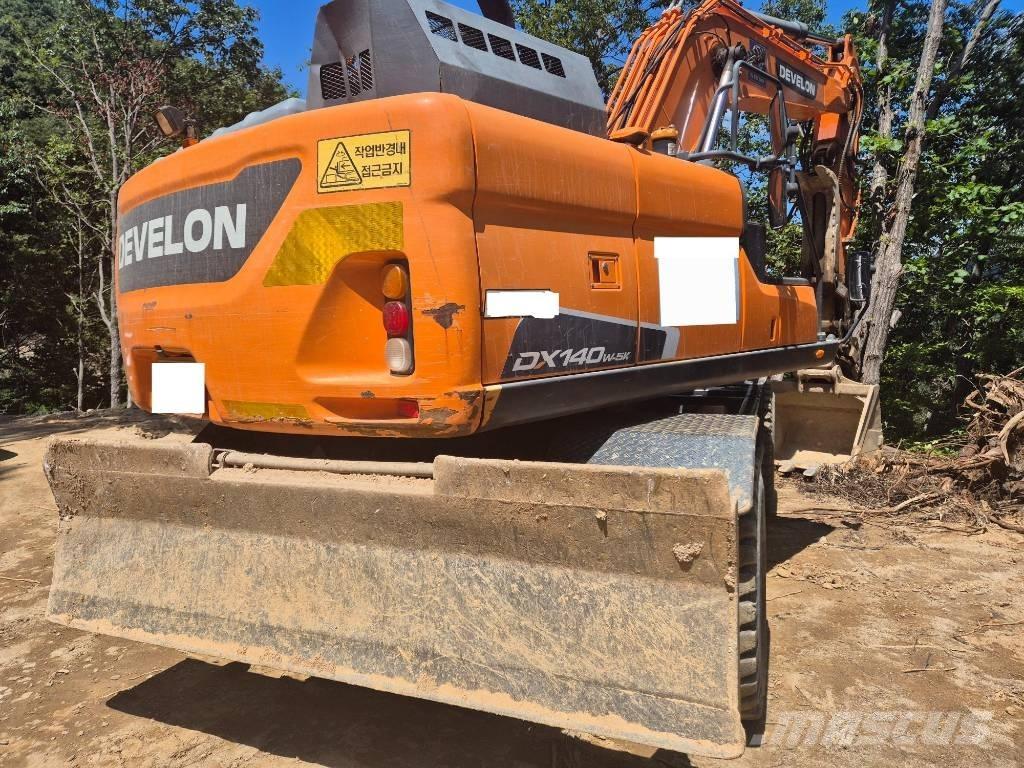 Doorne-Daf DX140W-5 Ratasekskavaatorid