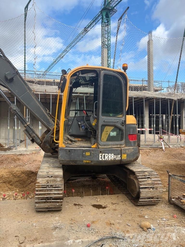 Volvo ECR 88 PLUS Väikeekskavaatorid 7t-12t