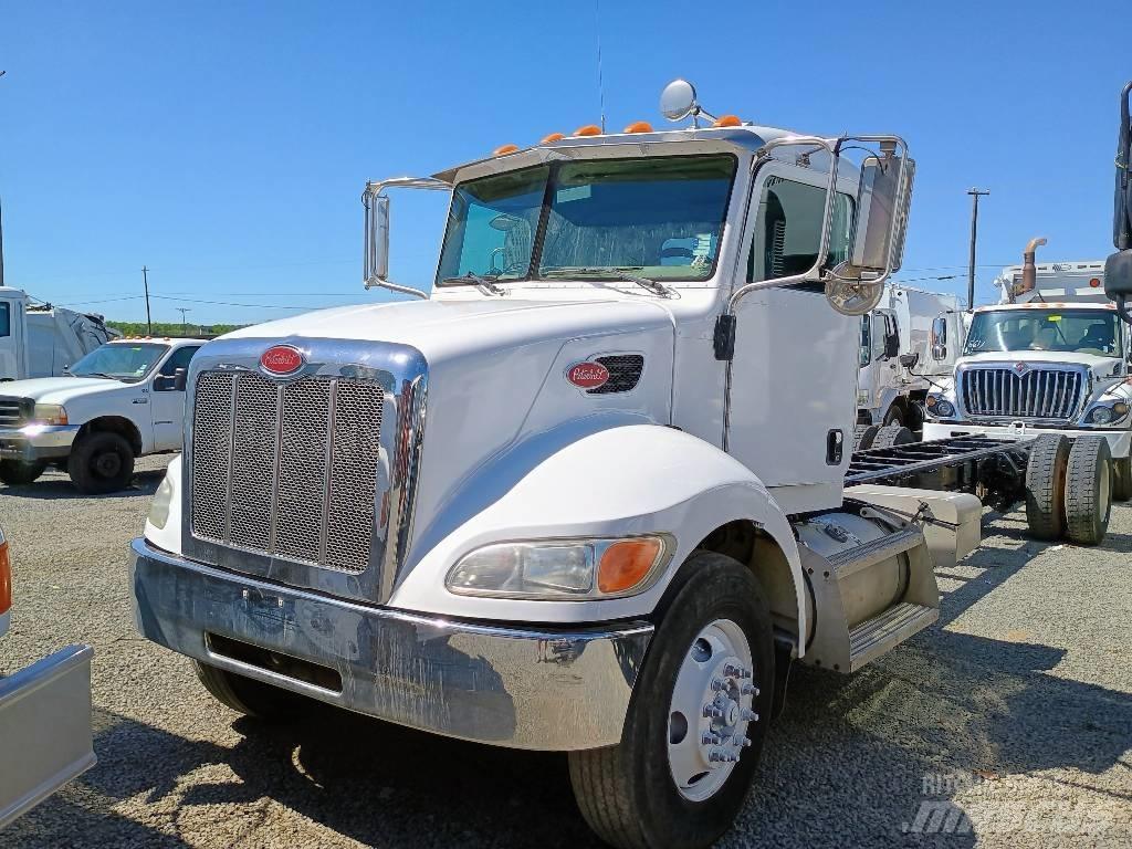 Peterbilt 335 Prügiautod