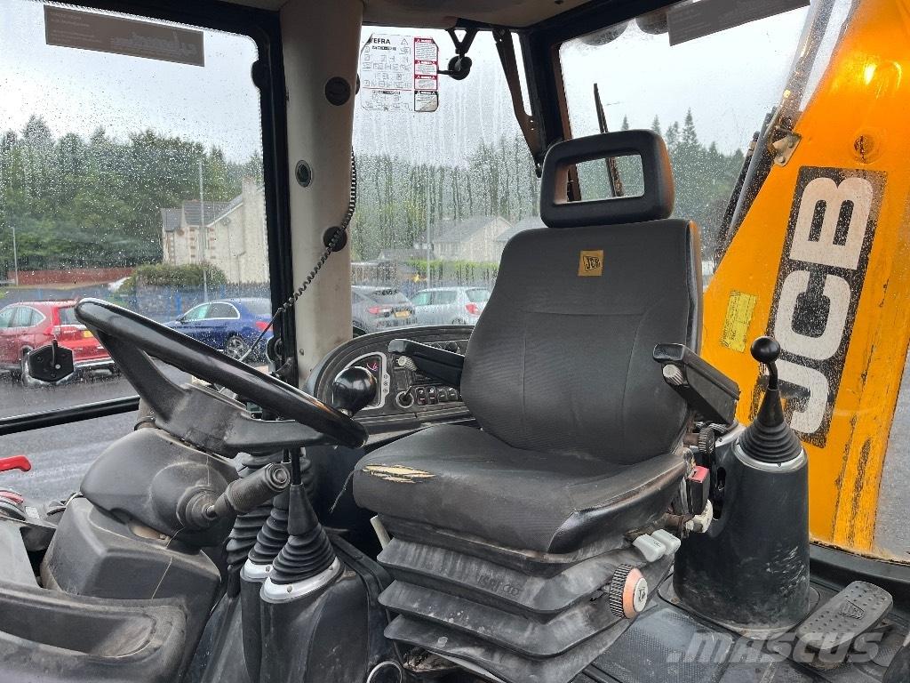 JCB 3CX Ekskavaatorlaadurid