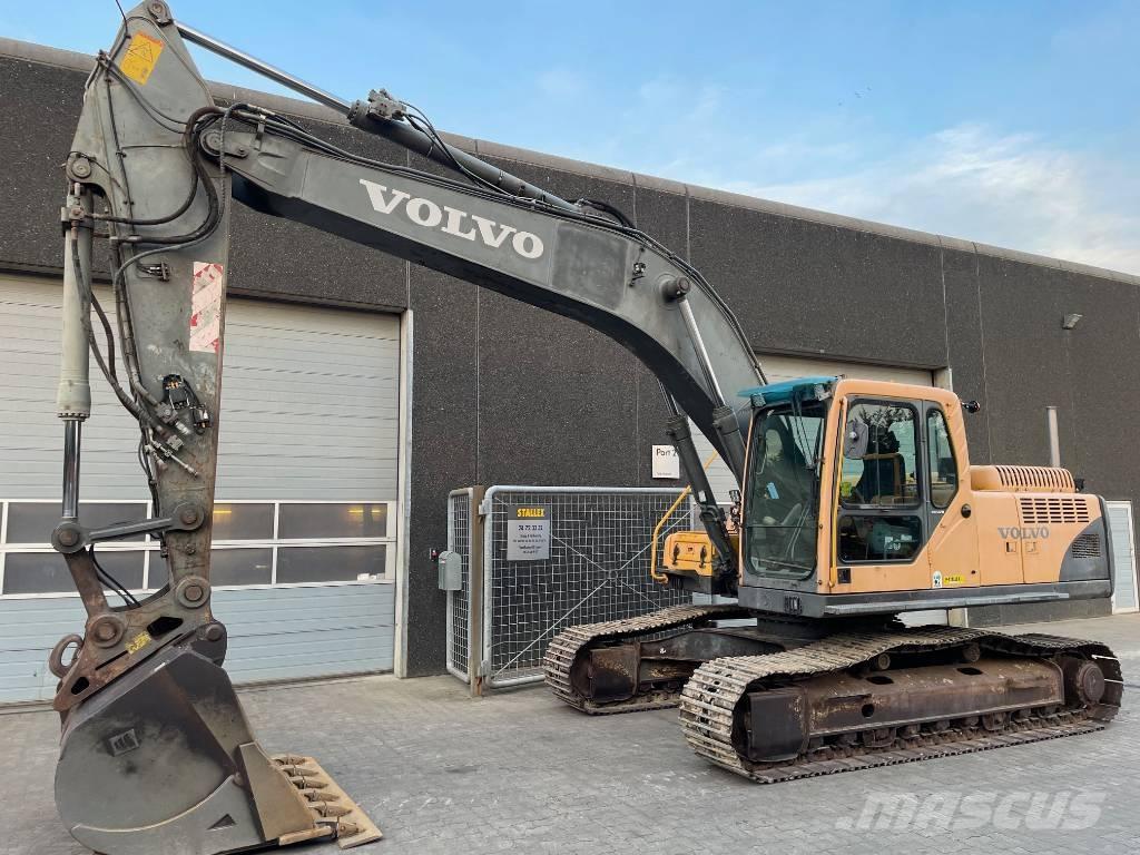 Volvo EC240B Roomikekskavaatorid