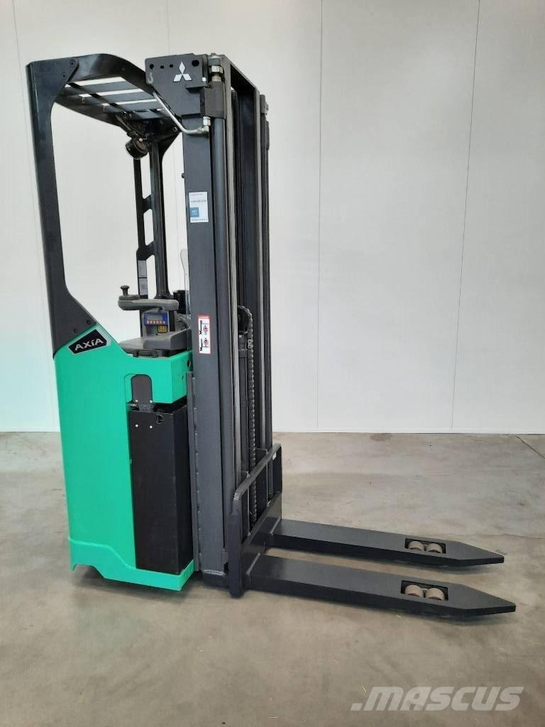 Mitsubishi SBR16N2 Platvormiga virnastajad
