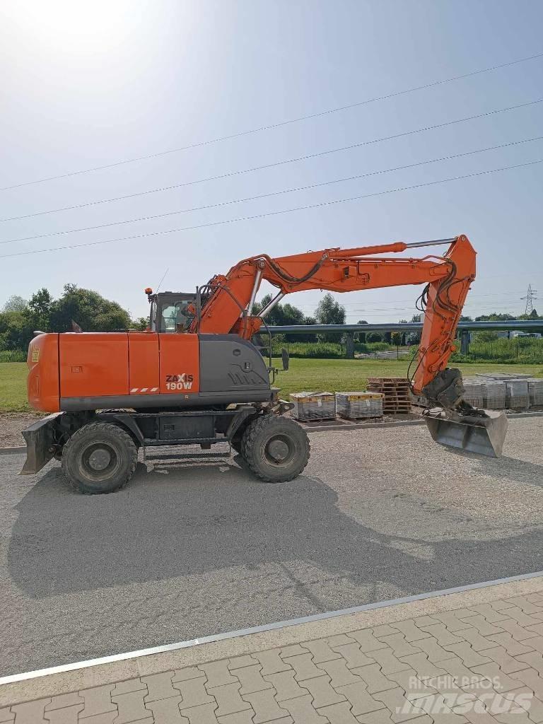 Hitachi ZX 190 W-3 Ratasekskavaatorid