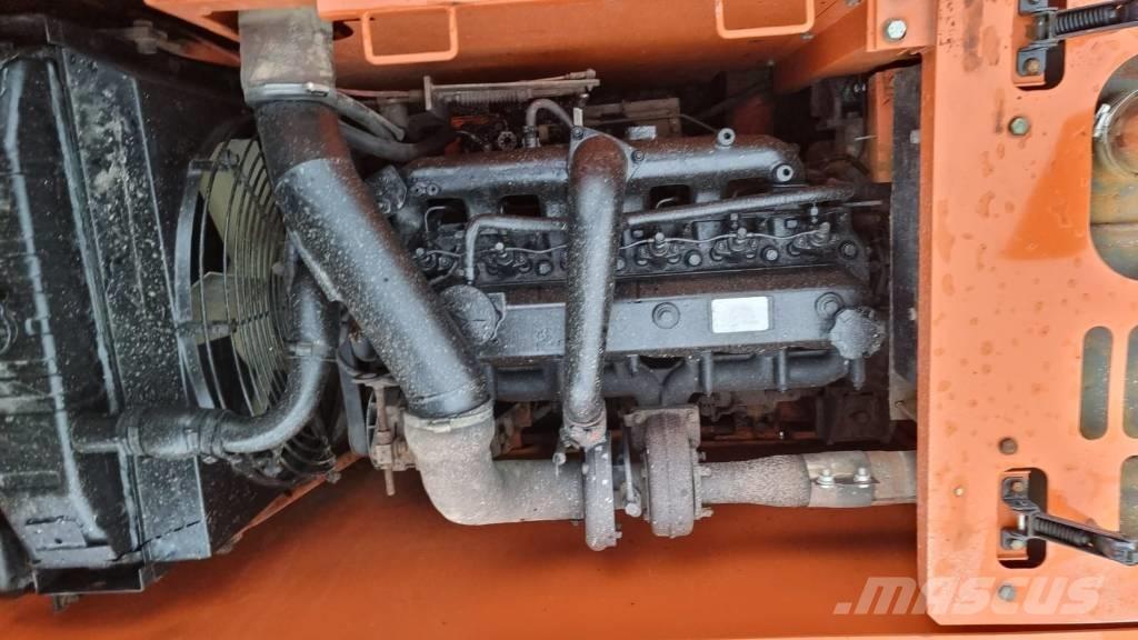 Daewoo SL130LC-V Roomikekskavaatorid