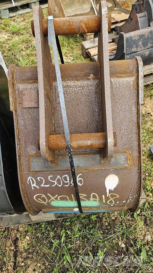 White Axe 45mm Kopad