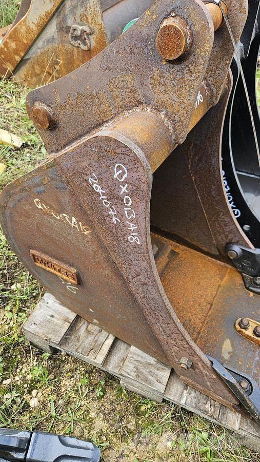 White Axe 45mm Kopad