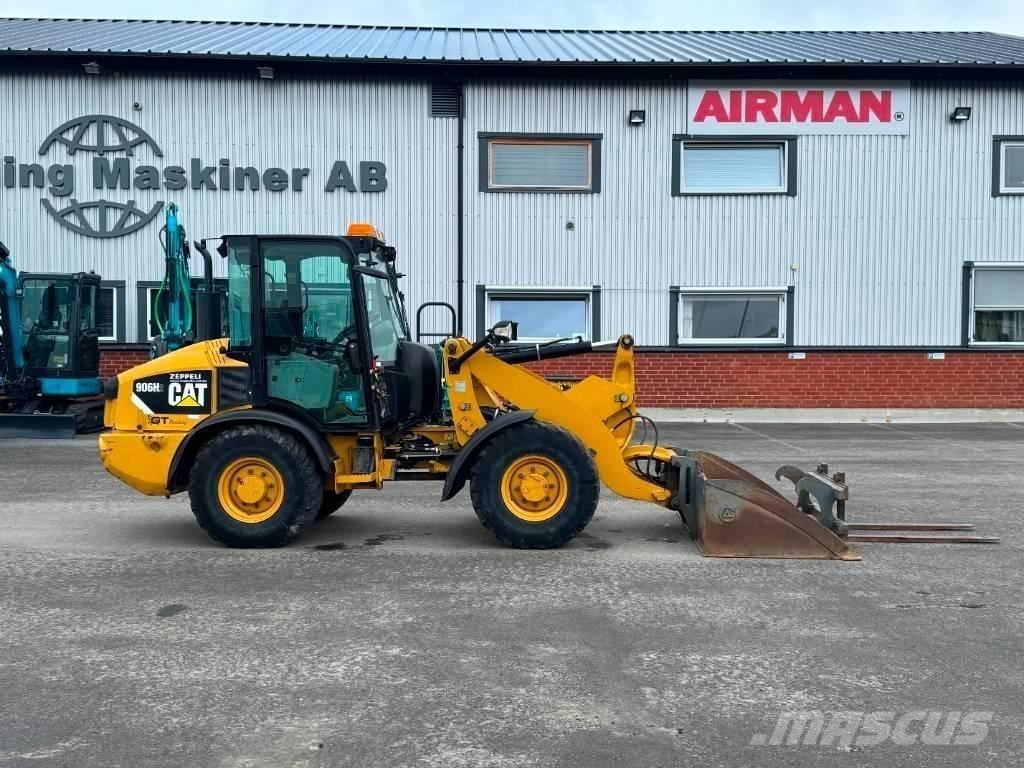 CAT 906 H Rataslaadurid
