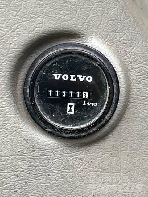 Volvo EC 220 D Roomikekskavaatorid