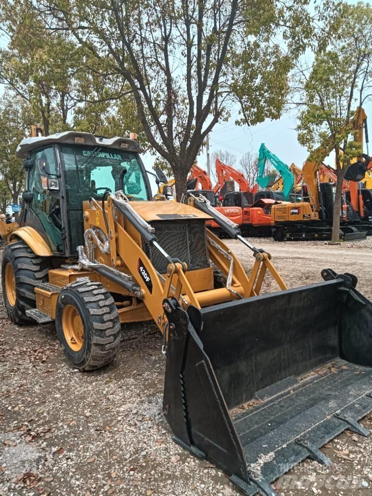 CAT 420F Rataslaadurid