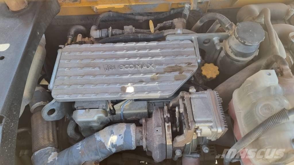 JCB JS 220 Plus Roomikekskavaatorid