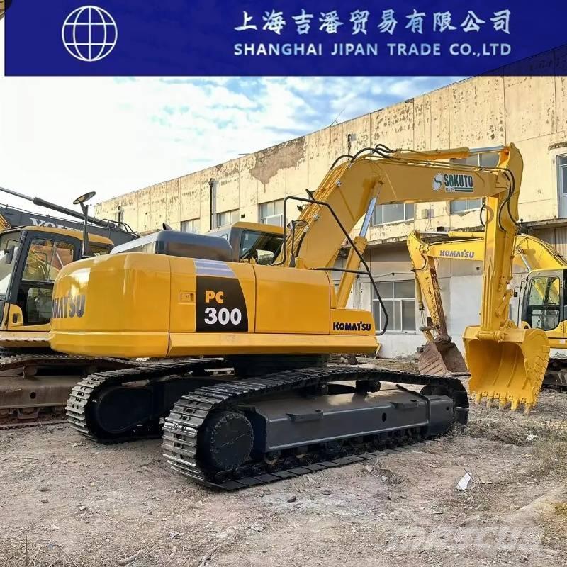 Komatsu PC 300 Roomikekskavaatorid