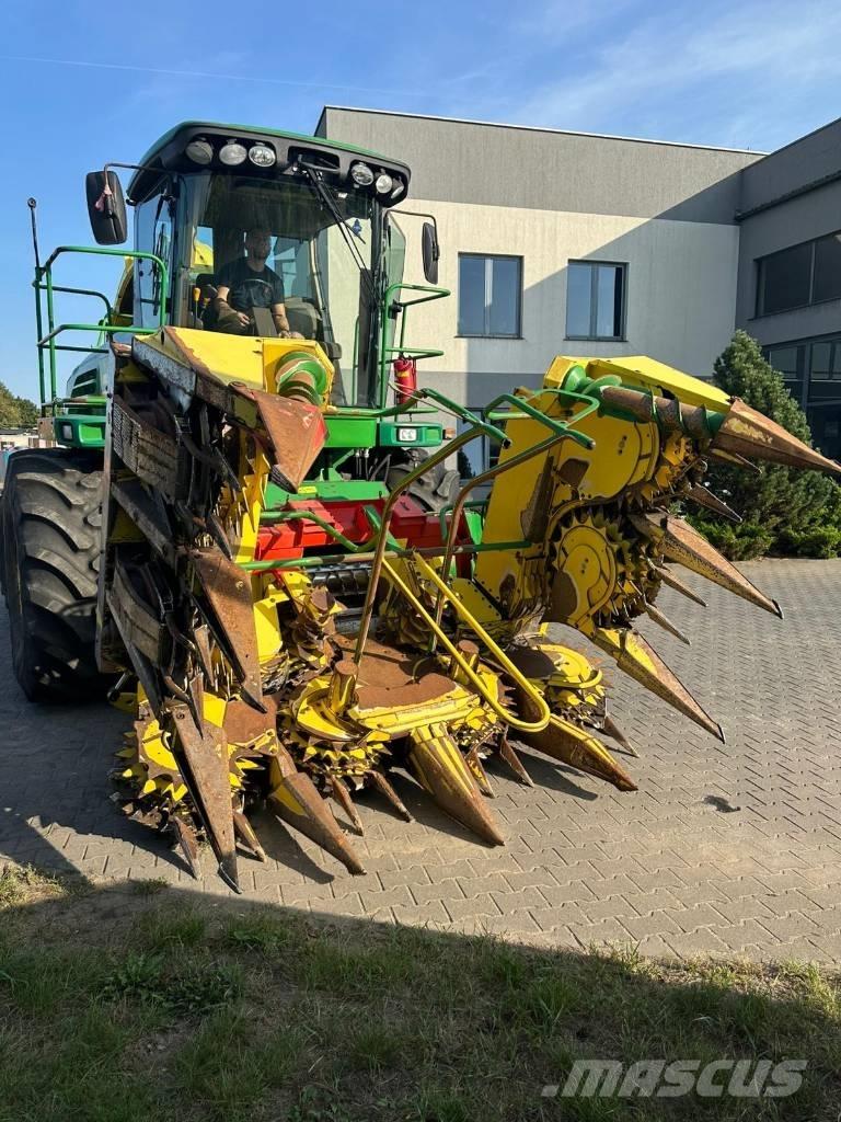 John Deere 7300 Silokombainid
