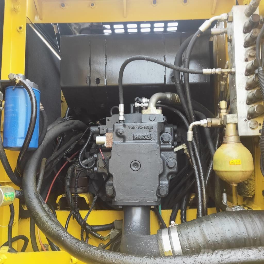 Komatsu PW160W-7 Ratasekskavaatorid