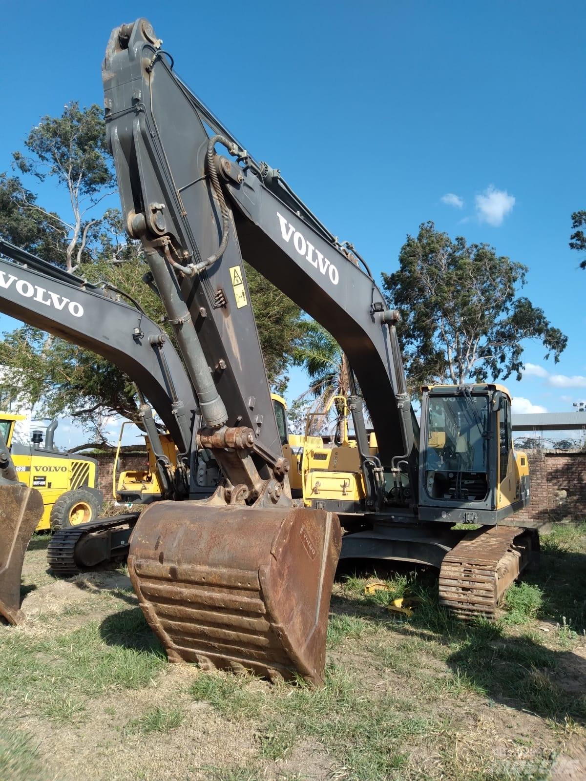 Volvo EC 250 D L Roomikekskavaatorid