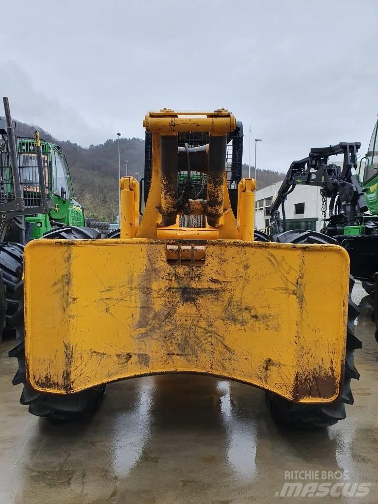 John Deere 540 D Väljaveotraktorid