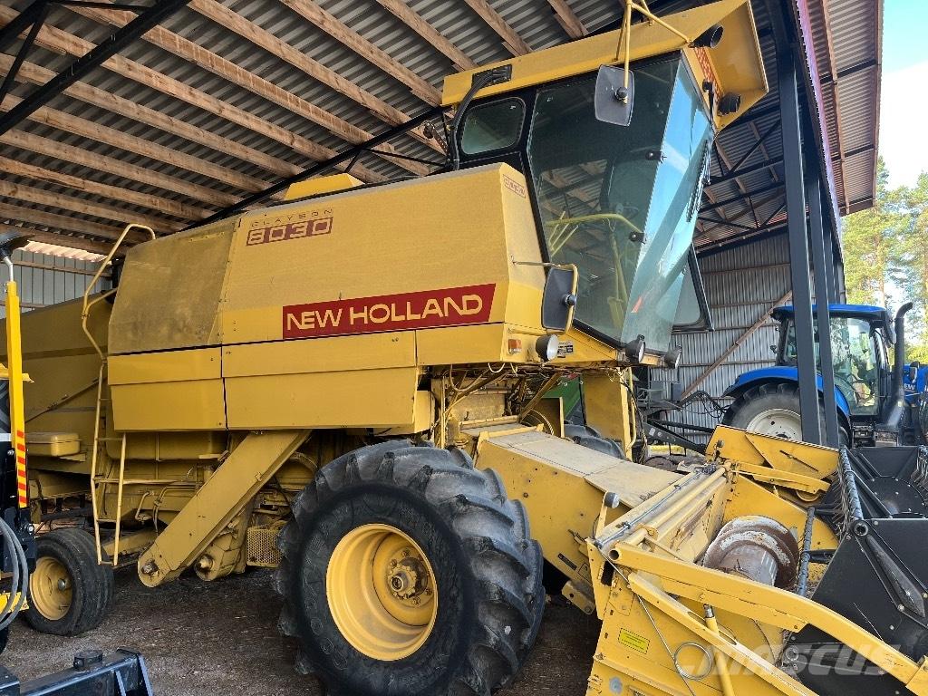 New Holland 8030 Teraviljakombainid